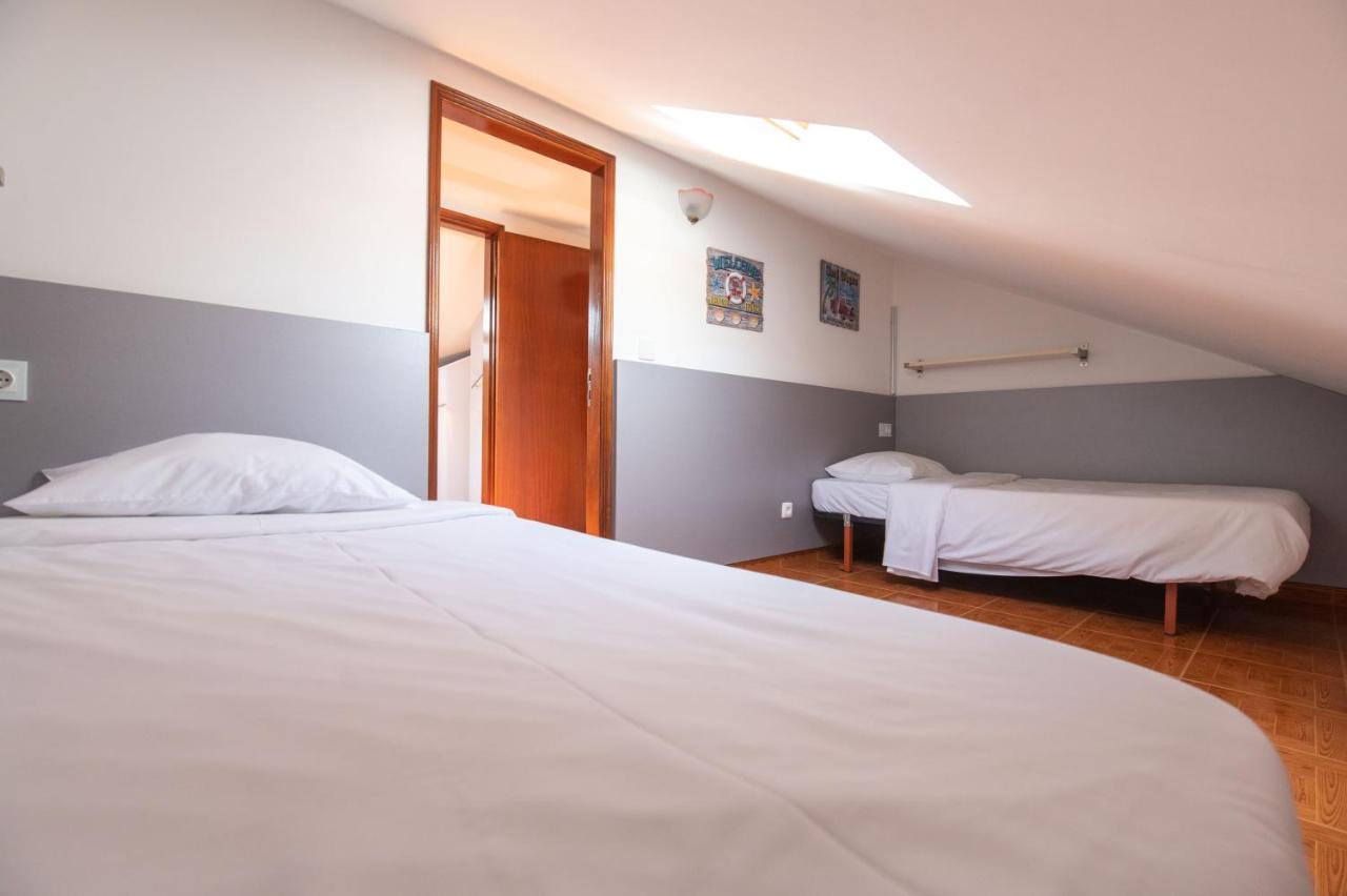 Steps To Beach 4Beds -Ac Self Check-In 2024 Reno Nazaré Exteriör bild